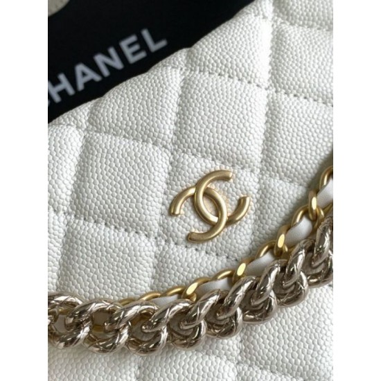 Replica Chanel Grained Calfskin Pouch White AP3943