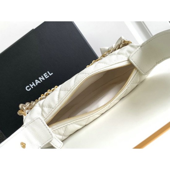 Replica Chanel Grained Calfskin Pouch White AP3943