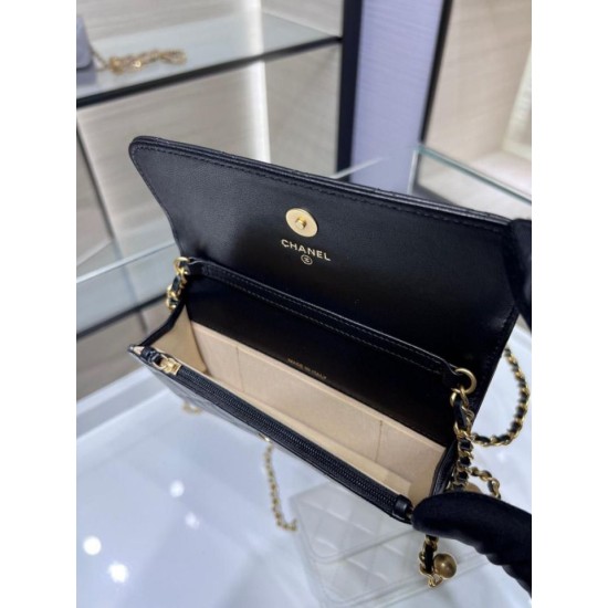 Replica Chanel Lambskin Chain Wallet AP3071 Black