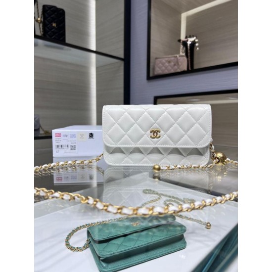 Fake Chanel Lambskin Chain Wallet AP3071 White Replica