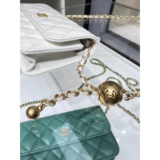 Fake Chanel Lambskin Chain Wallet AP3071 White Replica