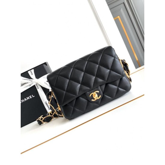Replica Chanel Lambskin Flap Bag AS2409 Black
