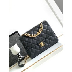 Replica Chanel Lambskin Flap Shoulder Bag Black AS3896