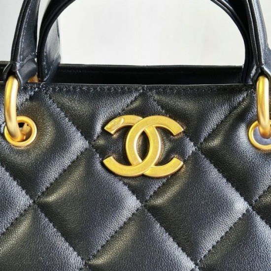 Replica Chanel Lambskin Tote Black AS4188