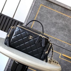 Replica Chanel Lambskin Vanity Case AS5222 Black