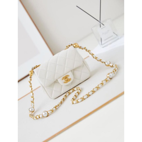 Fake Chanel Mini Flap Bag AS4946 White Replica