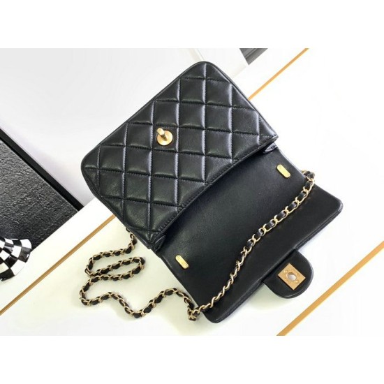 Fake Chanel Mini Flap Bag Black AS4384 Replica