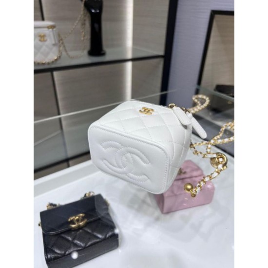 Replica Chanel Mini Vanity Case AP1147 White