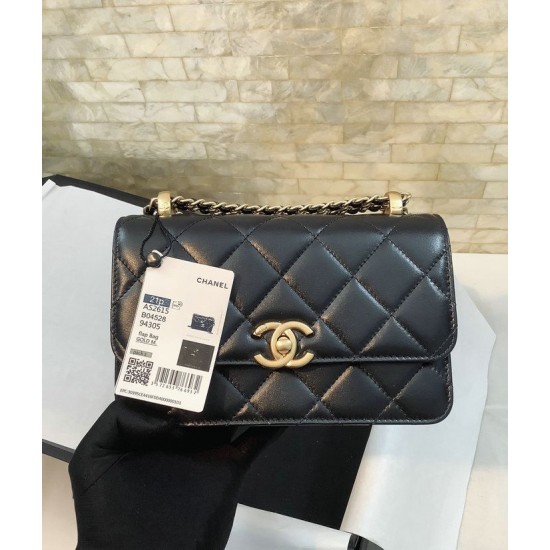 Replica Chanel Vintage Flap Bag Black AS2615