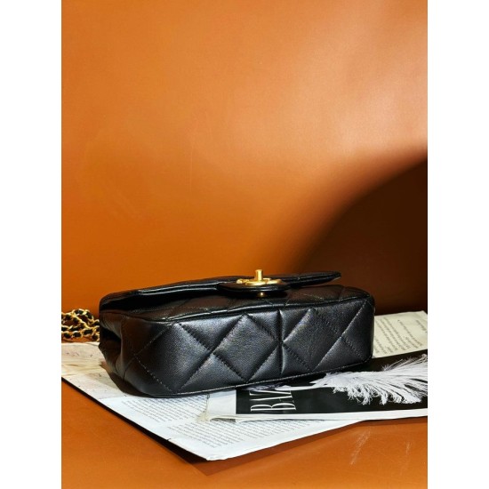 Replica Small Chanel Flap Bag AS4861