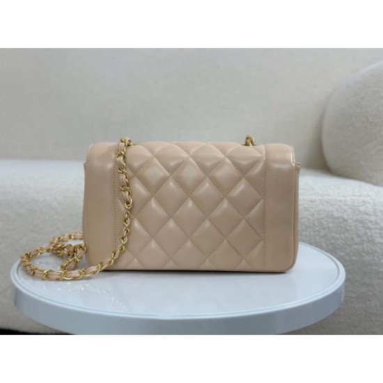 Replica Vintage Chanel Lambskin Flap Bag Beige A2221