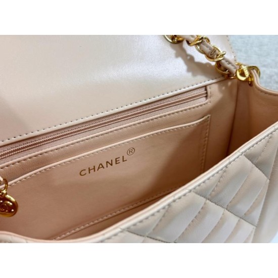 Replica Vintage Chanel Lambskin Flap Bag Beige A2221