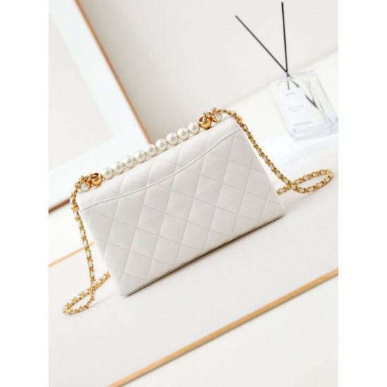 Replica Chanel Flap Chain Bag AS4997 White