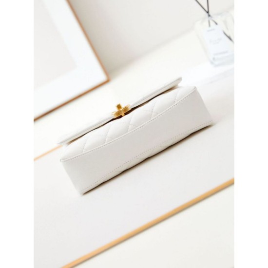 Replica Chanel Flap Chain Bag AS4997 White