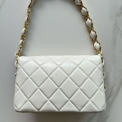 Replica Chanel Shoulder bag AS5176 white