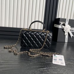 Replica Chanel Woc 24B Trendy CC Flap Bag AP4184 Black