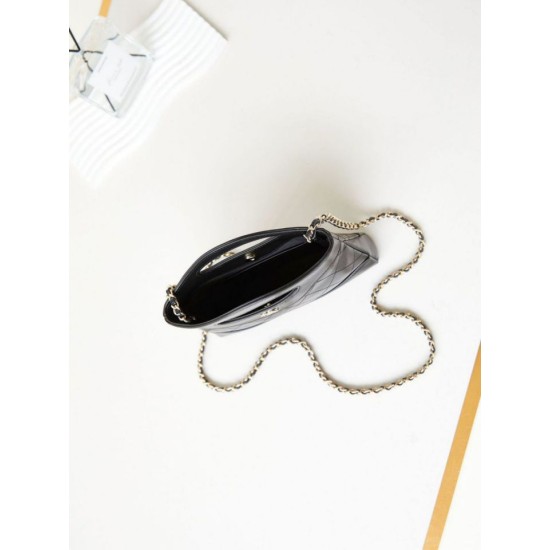 Fake Chanel 31 Mini Shopping Bag Chain Clutch Shiny AS3656 Black Replica