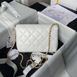 Replica Chanel 24A Pearl Letter Chain Bag AS5011 White