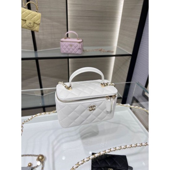 Replica Chanel 24K Vanity Chain Bag AP2199 White