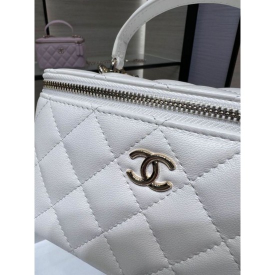 Replica Chanel 24K Vanity Chain Bag AP2199 White