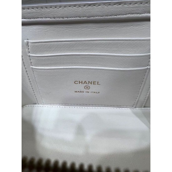 Replica Chanel 24K Vanity Chain Bag AP2199 White