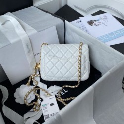 Replica Chanel Mini Shoulder Bag AS1786 White
