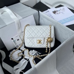 Replica Chanel Mini Shoulder Bag AS1786 White