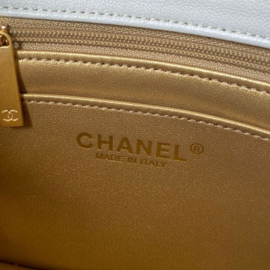 Replica Chanel Mini Shoulder Bag AS1786 White