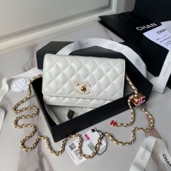 Fake Chanel Wallet On Chain AP3938 White Replica