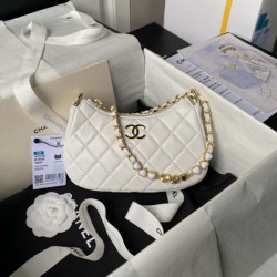 Fake Chanel Shoulder bag AS3786 White Replica