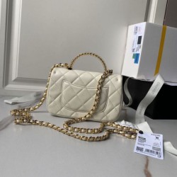 Replica Chanel Mini flap bag with top handle AS4847