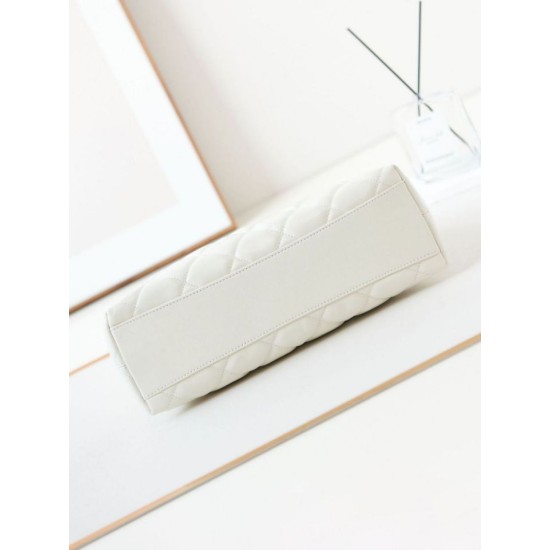 Replica Chanel High-end Hobo Bag AS4923/AS4922 White