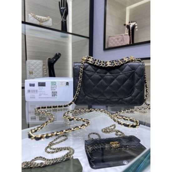 Replica Chanel Chain Shoulder Bag AP3019 Black