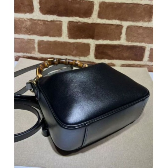 Fake Gucci Diana small bamboo shoulder bag Black Replica Fake Gucci Diana small bamboo shoulder bag Black Replica