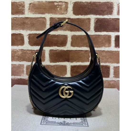 Replica Gucci GG Marmont A mini bag in the shape of a half-moon Black Replica Gucci GG Marmont A mini bag in the shape of a half-moon Black