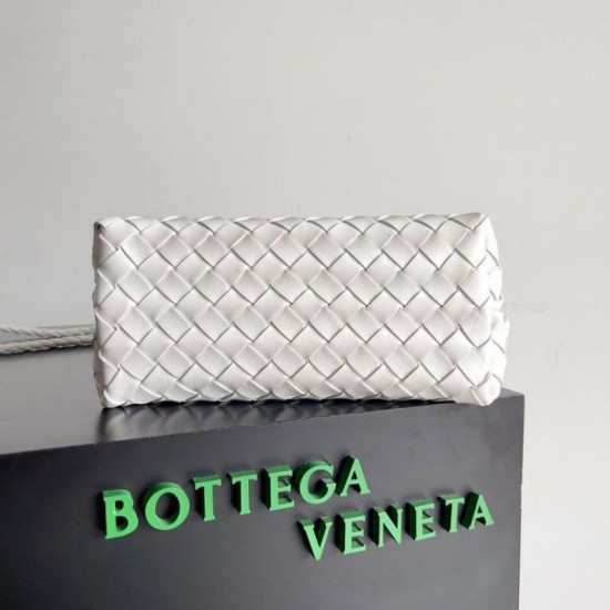 Replica Bottega Veneta Small Andiamo Bag White Intrecciato Lambskin Replica Bottega Veneta Small Andiamo Bag White Intrecciato Lambskin