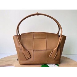 Replica Bottega Veneta Arco Medium Bag Caramel Grained Fake Bottega Veneta Arco Medium Bag Caramel Grained Replica