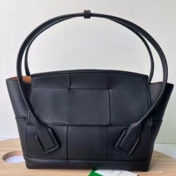 Replica Bottega Veneta Arco Medium Bag Black Grained 