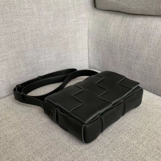 Replica Bottega Veneta Cassette Bag Black Lambskin Replica Bottega Veneta Cassette Bag Black Lambskin