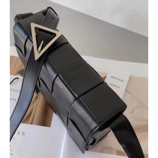 Replica Bottega Veneta Cassett Bag Black Wrinkled Calfskin Replica Bottega Veneta Cassett Bag Black Wrinkled Calfskin