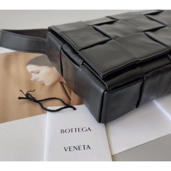 Replica Bottega Veneta Cassett Bag Black Wrinkled Calfskin Replica Bottega Veneta Cassett Bag Black Wrinkled Calfskin