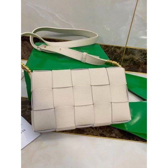 Replica Bottega Veneta Cassette Bag White Grained Replica Bottega Veneta Cassette Bag White Grained