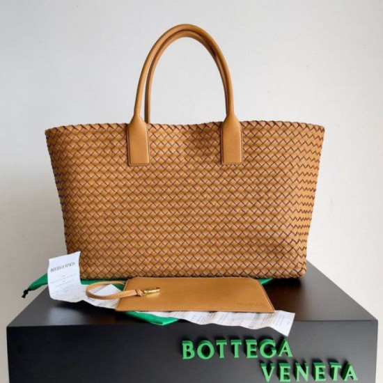 Replica Bottega Veneta Medium Cabat Bag Caramel Intrecciato Lambskin Replica Bottega Veneta Medium Cabat Bag Caramel Intrecciato Lambskin