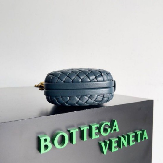 Replica Bottega Veneta Knot Minaudiere Clutch Space Intrecciato Lambskin Fake Bottega Veneta Knot Minaudiere Clutch Space Intrecciato Lambskin Replica