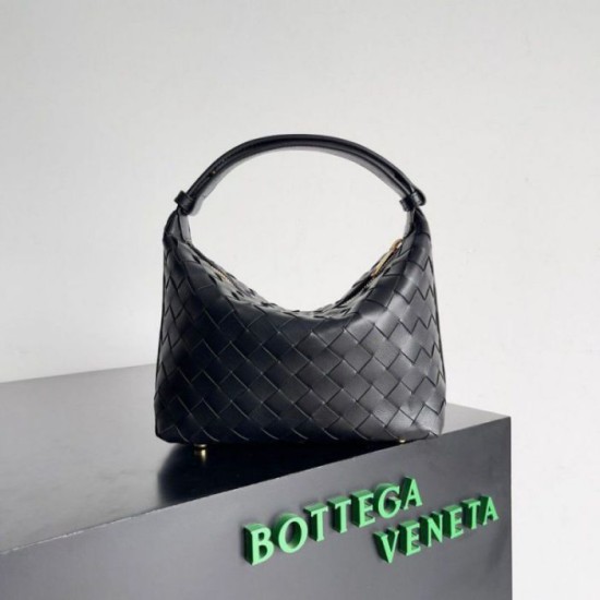 Replica Bottega Veneta Mini Wallace Bag Black Intrecciato Calfskin Replica Bottega Veneta Mini Wallace Bag Black Intrecciato Calfskin