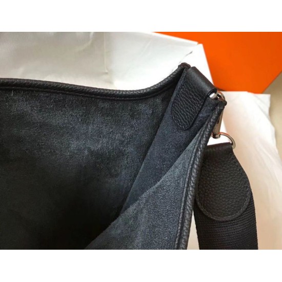 Replica Hermes Evelyne III 29 PM Bag Black Clemence Replica Hermes Evelyne III 29 PM Bag Black Clemence