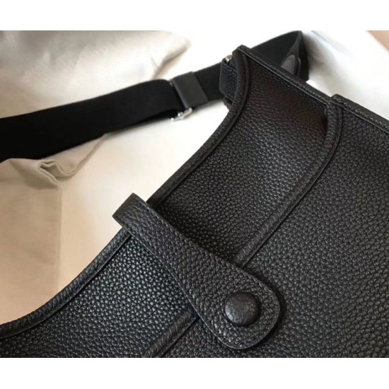 Replica Hermes Evelyne III 29 PM Bag Black Clemence Replica Hermes Evelyne III 29 PM Bag Black Clemence