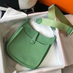 Replica Hermes Evelyne III 29 PM Bag Vert Criquet Clemence 