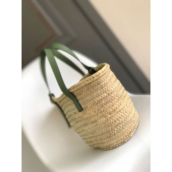 Fake Loewe Medium Basket Bag Raffia and Rosemary Calfskin Replica Replica Loewe Medium Basket Bag Raffia and Rosemary Calfskin