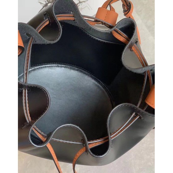 Fake Loewe Small Balloon Bucket Bag Black/Tan Calfskin Replica Fake Loewe Small Balloon Bucket Bag Black/Tan Calfskin Replica